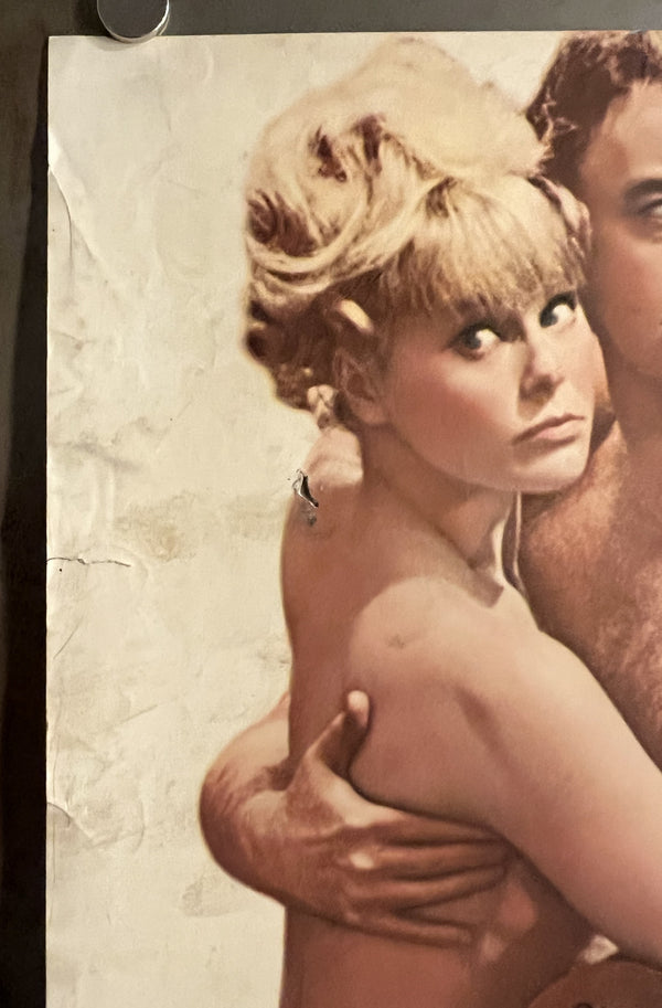 “A Shot in the Dark” (暗闇でドッキリ), Original Japanese Movie Poster 1965, Peter Sellers / Elke Sommer, B2 Size (c. 51 × 73 cm) — T61
