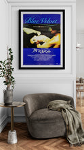 Load image into Gallery viewer, &quot;Blue Velvet&quot;, Original Release Japanese Movie Poster 1986, B2 Size (51 x 73cm) E91
