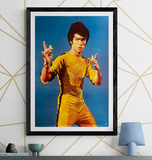 “Bruce Lee in The Game of Death”, Original Hong Kong Golden Movie News Promotional / Personality Poster 1978, Rare Large Format (c. 51.5 × 76 cm) N75A